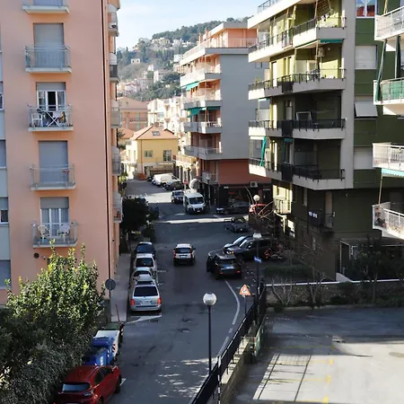 Via Battisti 231 6 Apartamento Pietra Ligure Exterior foto