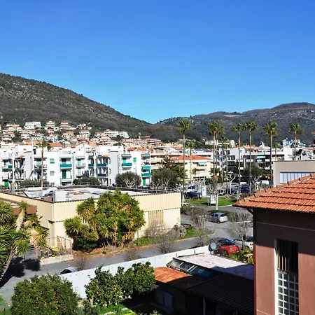 Via Battisti 231 6 Apartamento Pietra Ligure Exterior foto
