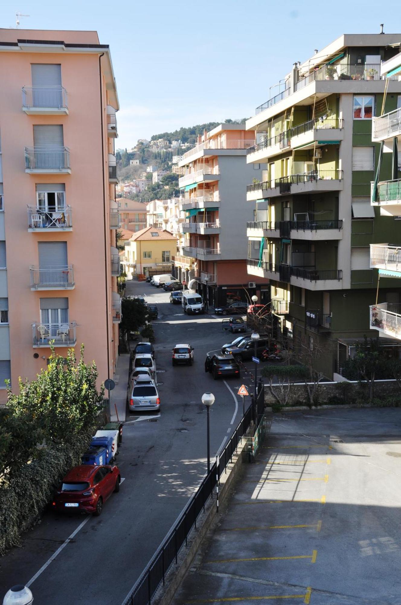 Via Battisti 231 6